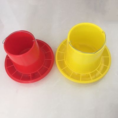 Broiler Outdoor 3kg Plastic Poultry Feed Trays Chicken Drinker